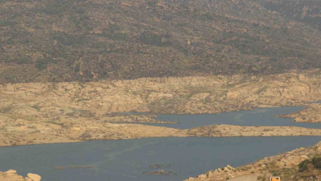 Adnan Menderes Barajı kuraklığın pençesinde: Avrupa'da birinciydi şimdi alarm veriyor 2